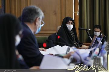 در پاسخ به استفساریه شهردار تهران در شورای شهر تصویب شد کلیه مراکز پزشکی، بهداشتی و درمانی شامل آبونمان ماهیانه شهرداری بابت جمع آوری پسماند می شوند